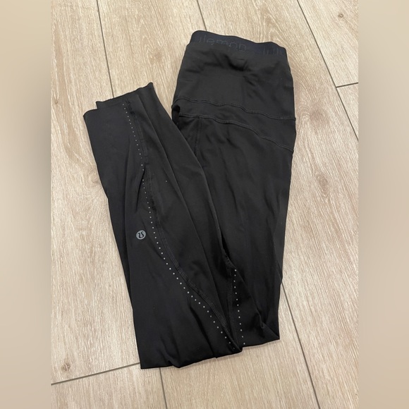 Lululemon *Special Edition* Size 4 Fast and Free Tight 🖤 full length - Picture 2 of 4